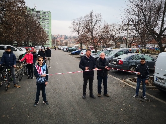 Rádió Eger hírek - Új parkoló és kerékpárút a Malom utcában